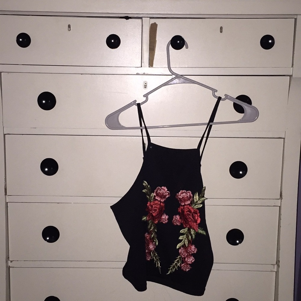 Lanshife Spaghetti Crop Top